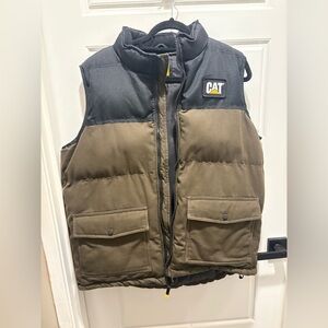 CAT Black and Brown Workwear Puffer Vest - size adult XL